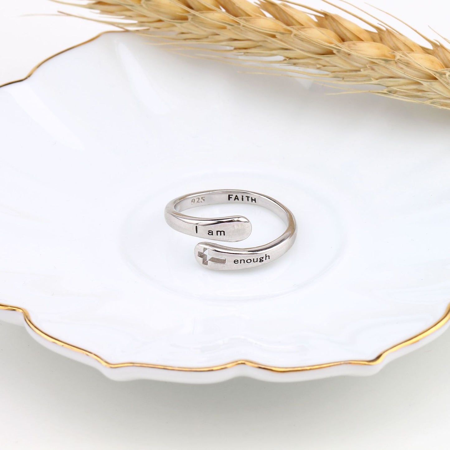 Bague en argent réglable avec croix creuse « Je suis assez foi »